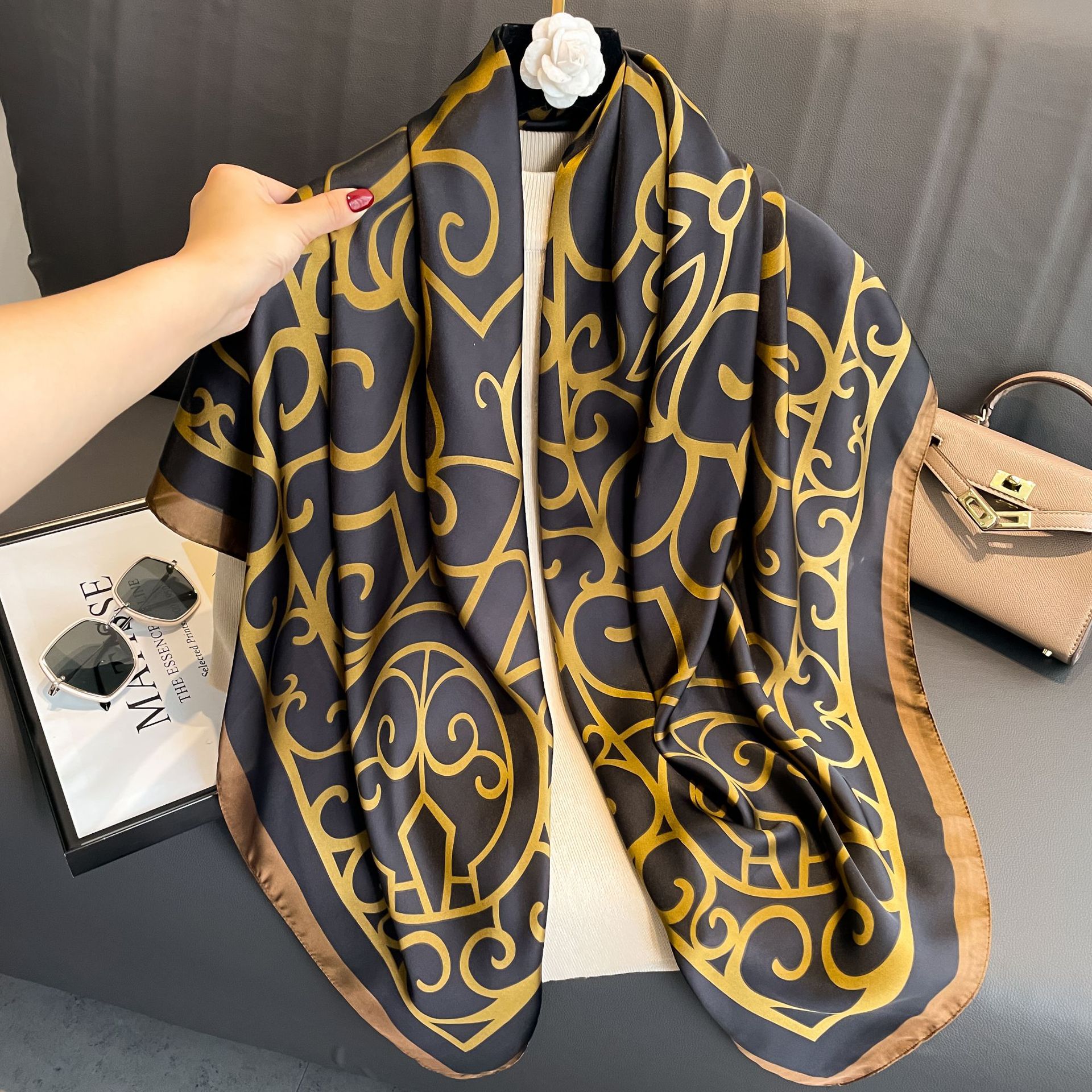 Creative Exotic-print Versatile Silk Scarf