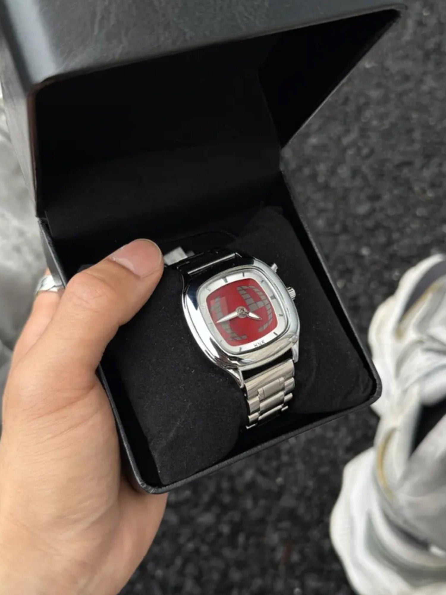 Mechanical watch for men and women