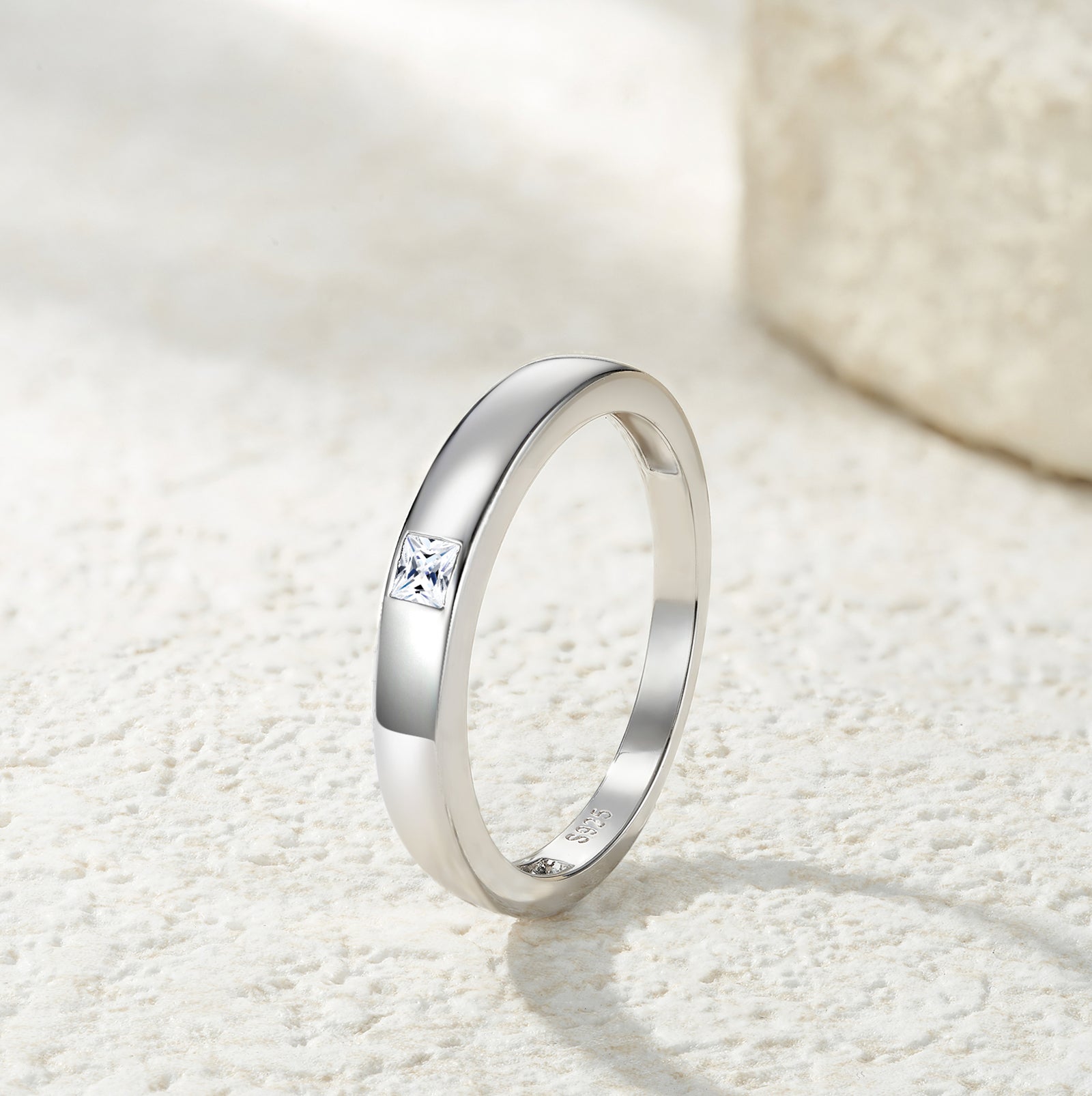 Engraved With Top-quality Moissanite, This Luxurious And Fashionable Minimalist Jewelry Set Features Exquisite Silver Accessories For Ladies. Made Of S925 Silver With Electroplated Platinum.