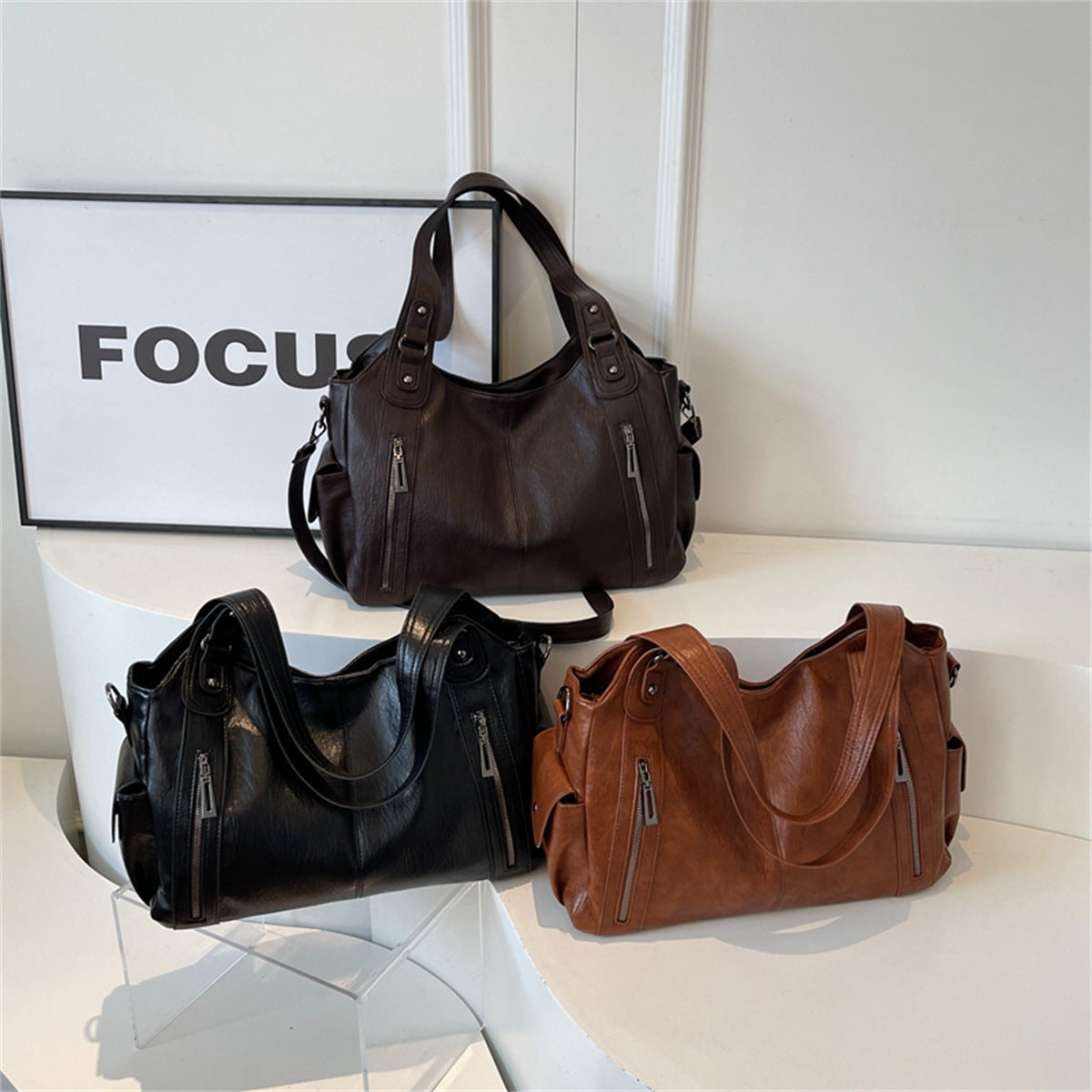 Classic Large Capacity Tote Bag
