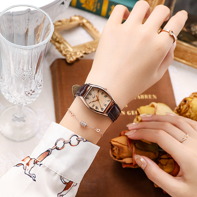Retro Barrel-Shaped Leather Strap Quartz Watch for Women